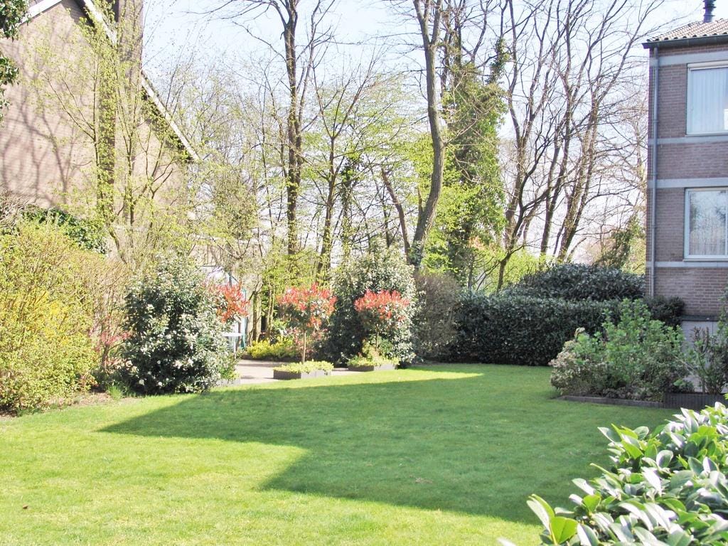 Foto 35 van Burgemeester Mazairaclaan 15