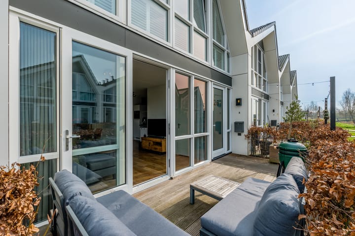 Photo 4 of Ambachtshof 26