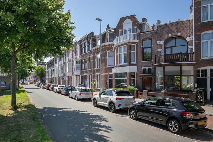 Photo 3 of Valkenboslaan 141