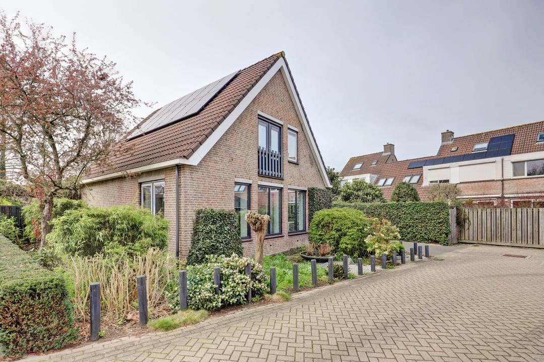 Photo 52 of Elgarstraat 26
