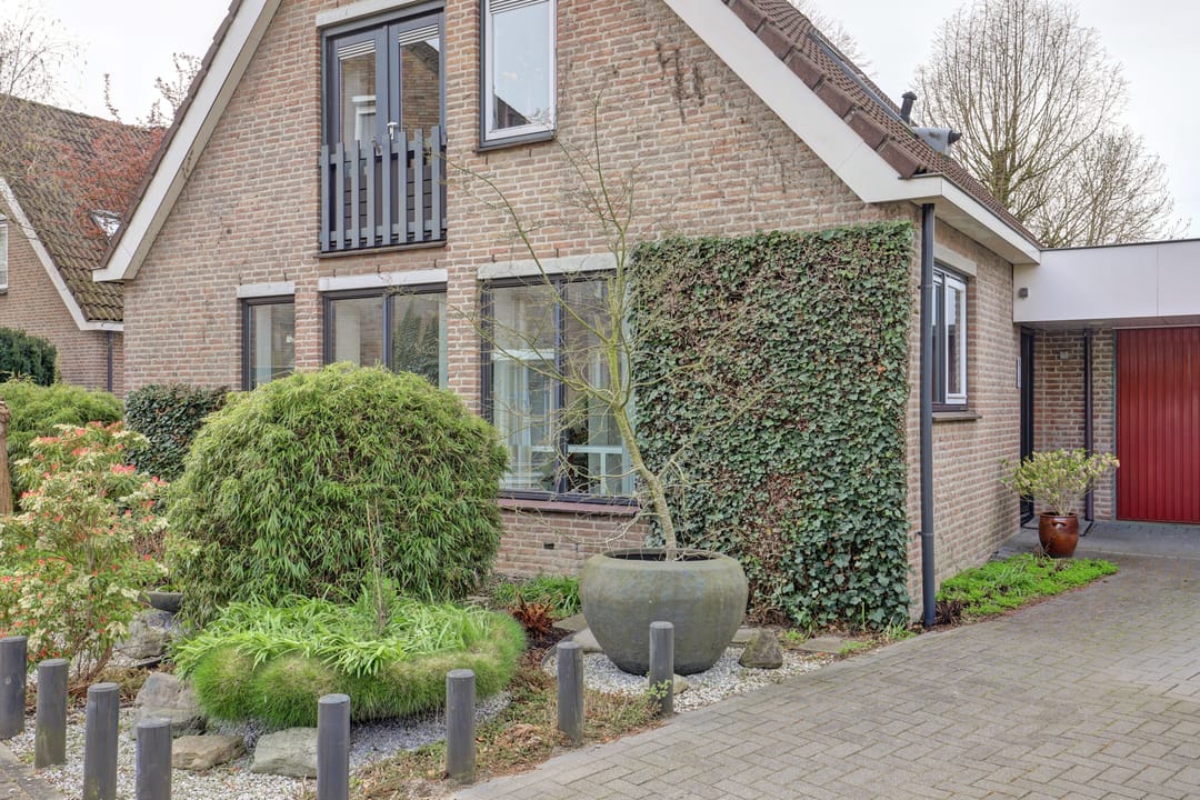 Photo 53 of Elgarstraat 26