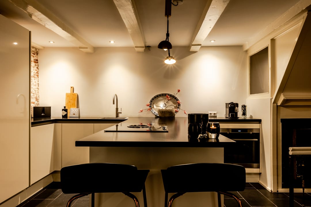 Historic Canal House with Modern Luxury in Gouda Centre — 37
