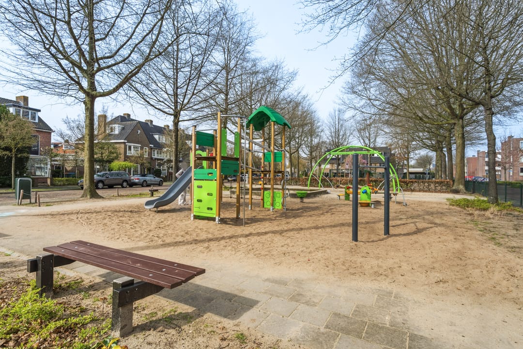 Foto 41 van Zeisstraat 34