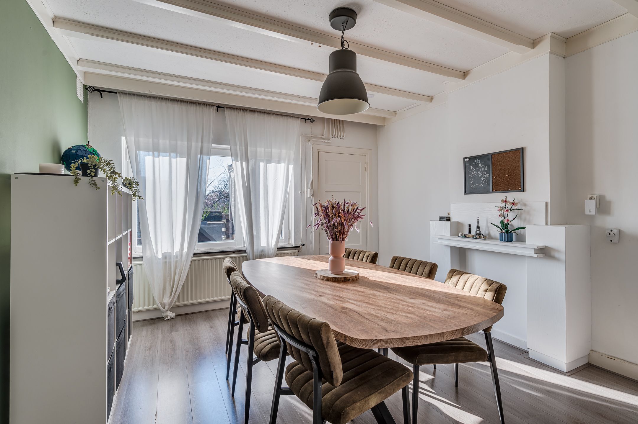 Spacious upper-floor apartment with church view and roof terrace in Venlo Withuis — 12