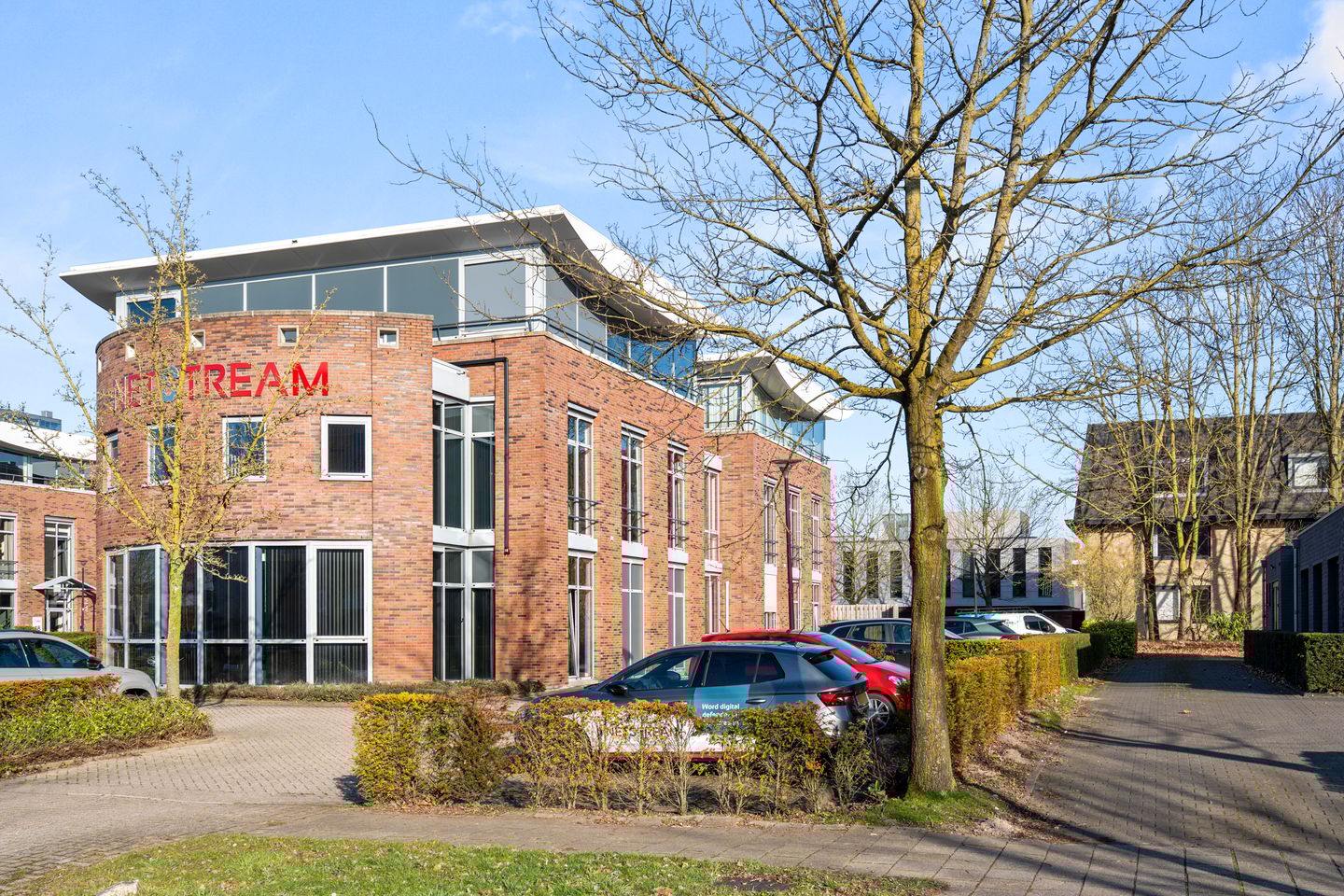 View photo 3 of Landjuweel 42