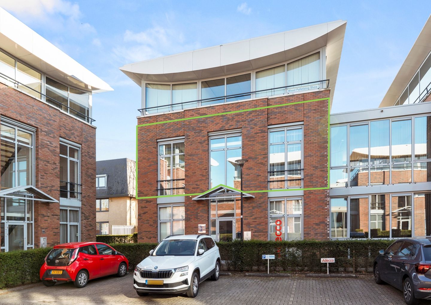 View photo 4 of Landjuweel 42