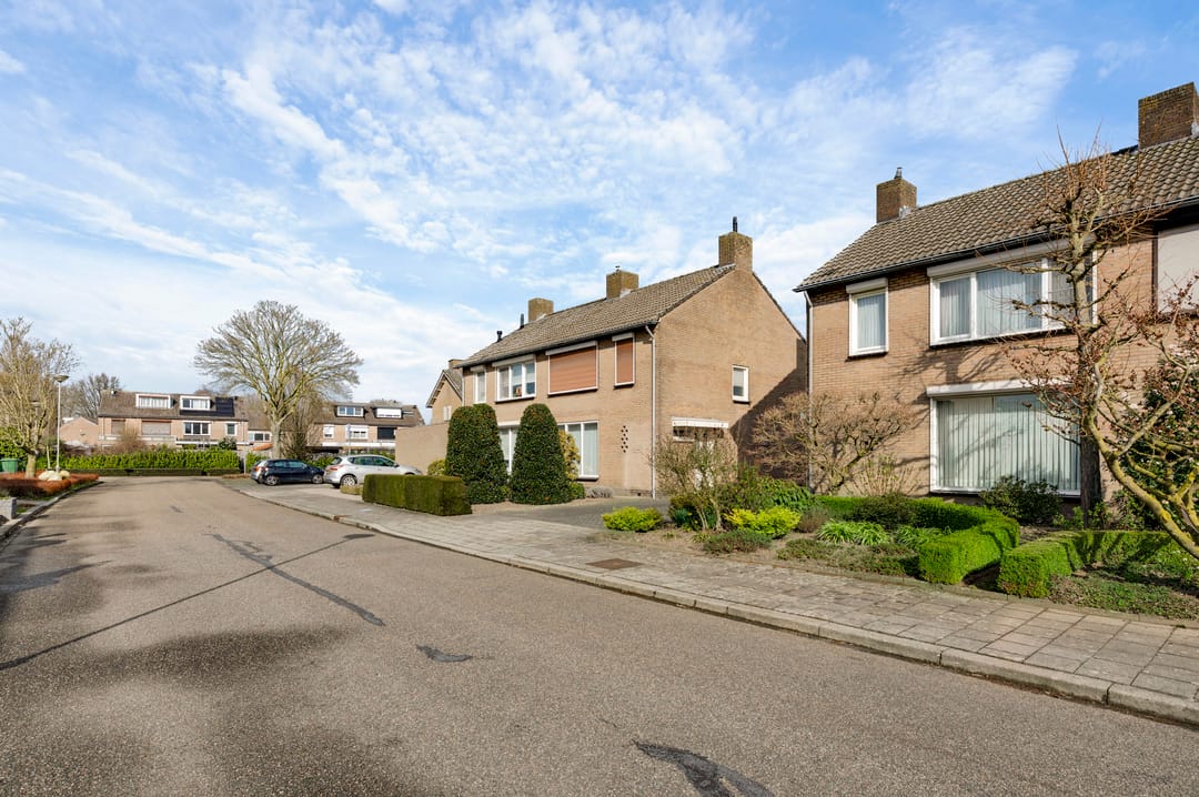 Foto 41 van Oranjestraat 8