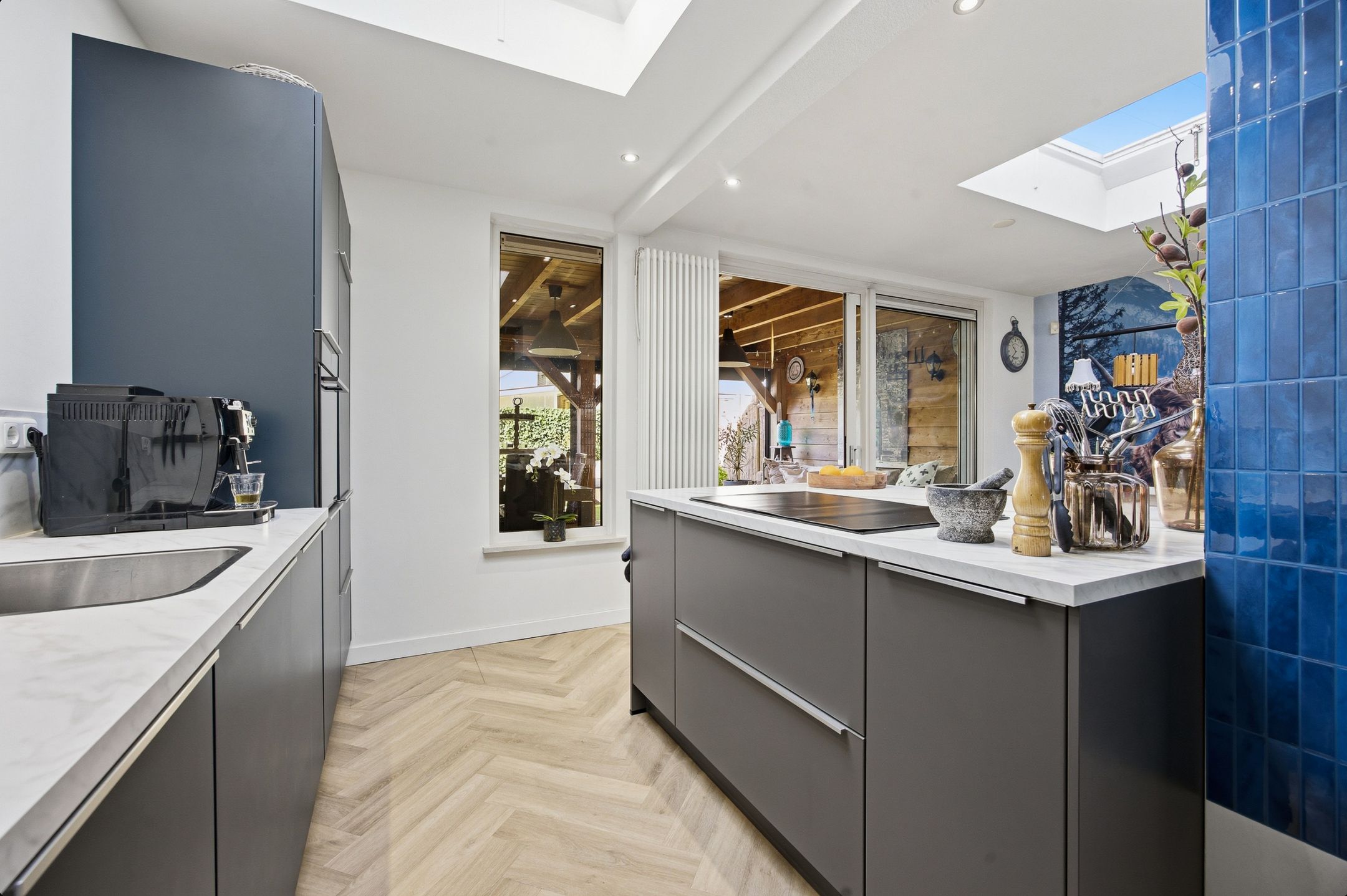 Spacious and sustainably renovated semi-detached home with modern finishes and garden extensions — 21