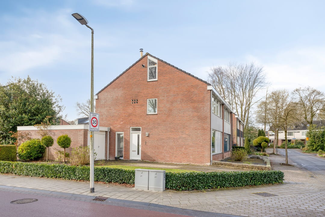 Foto 47 van Van Deinsestraat 34