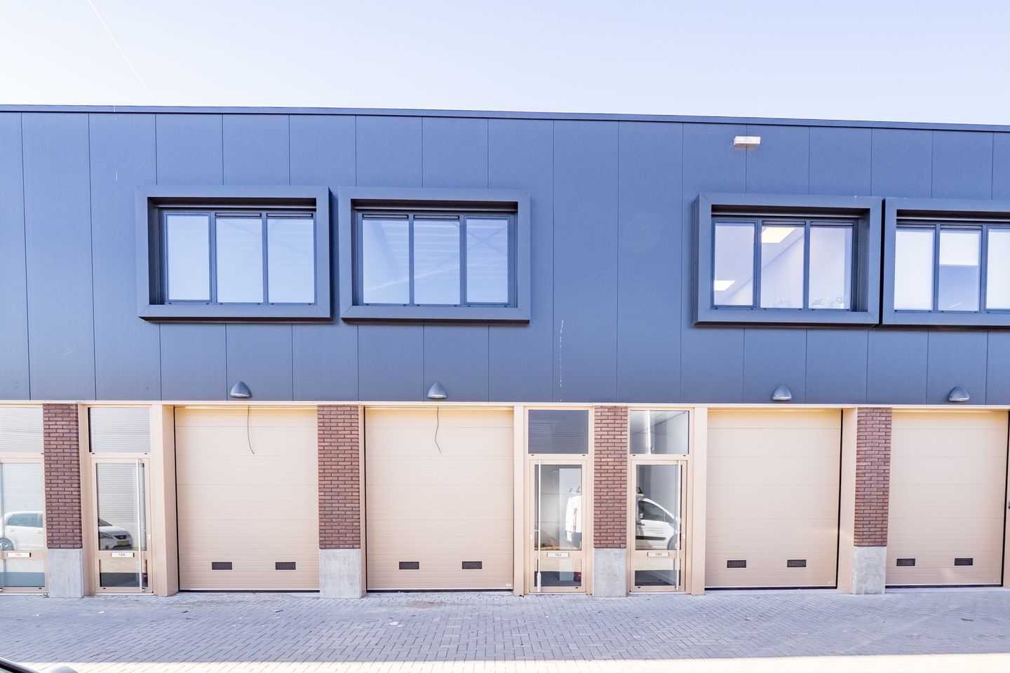 Bekijk foto 1 van Spaceshuttle 18-J