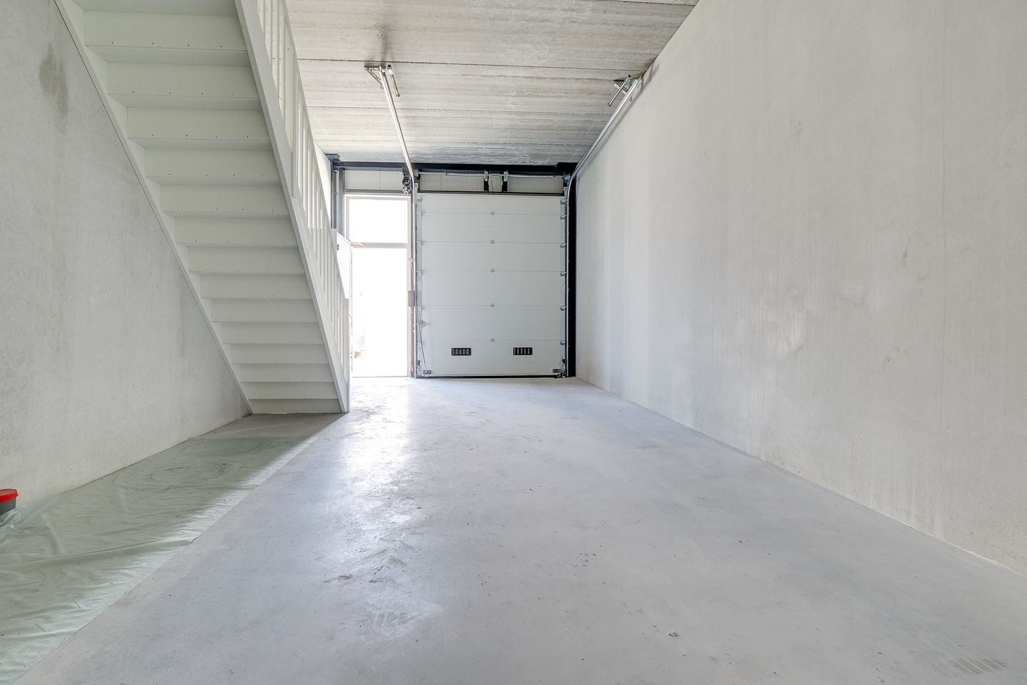 Bekijk foto 3 van Spaceshuttle 18-J