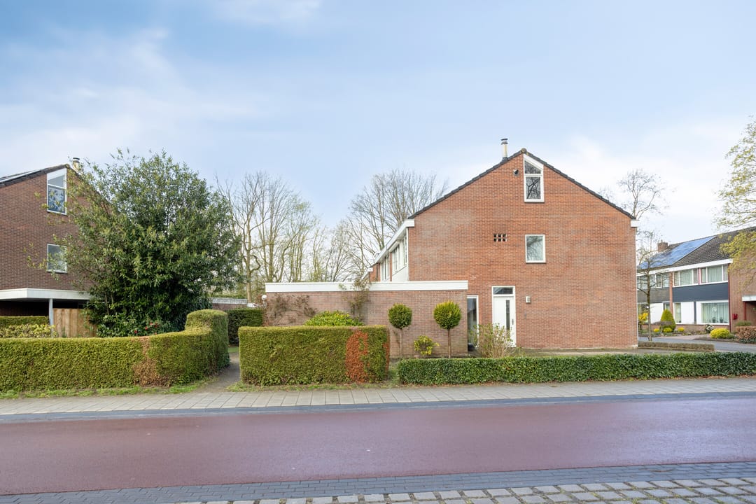 Foto 46 van Van Deinsestraat 34
