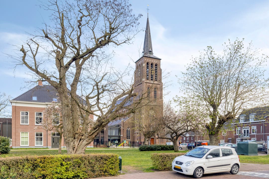 Spacious detached home with large garden in peaceful Eerde — 45