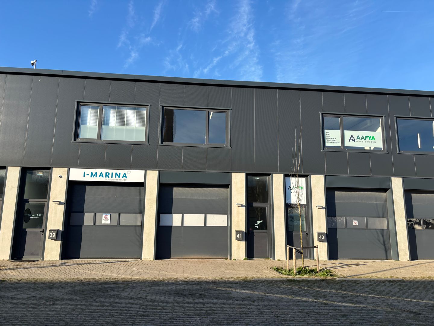 View photo 1 of Harmoniestraat 41