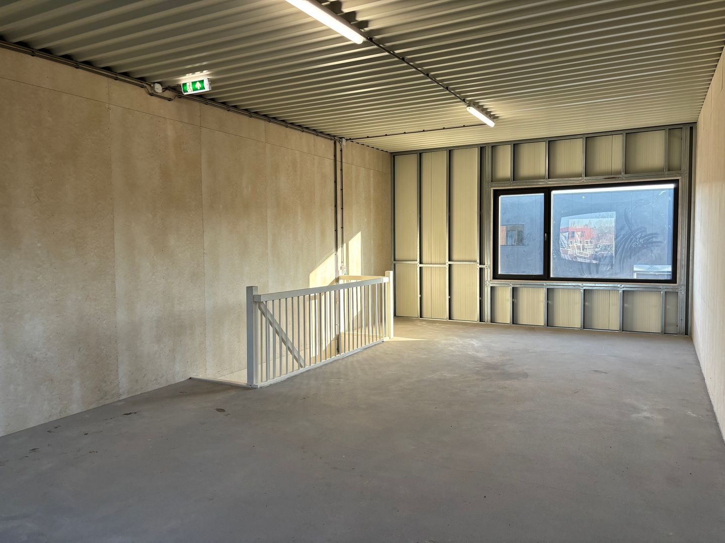 View photo 5 of Harmoniestraat 41