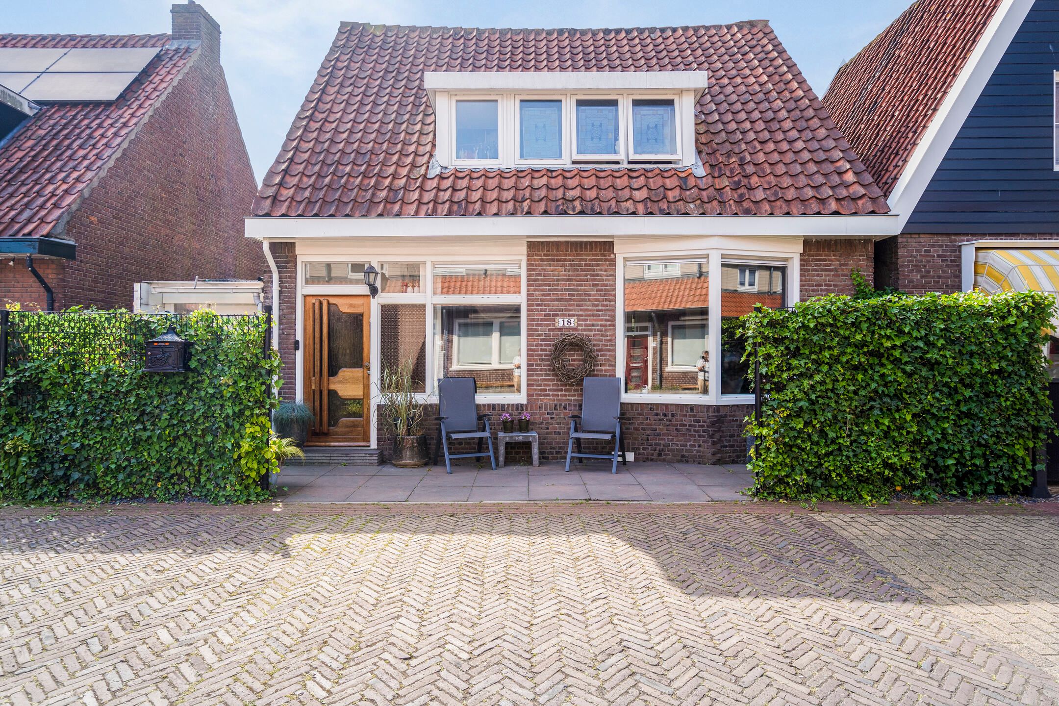 Foto 42 van Nicolaas Baurstraat 18