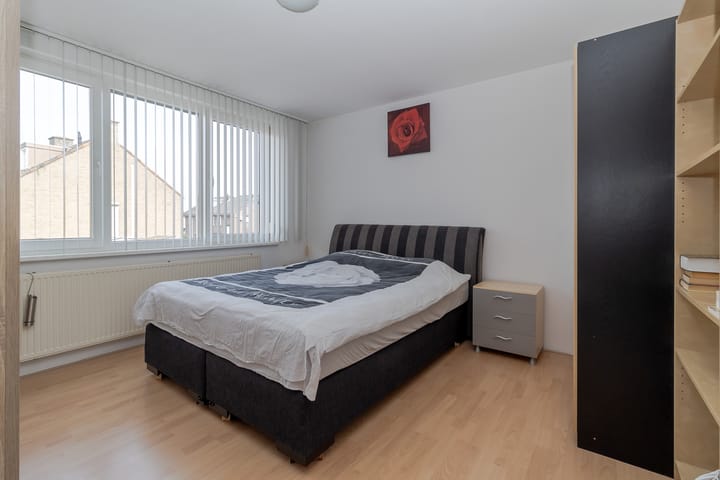 Foto 4 van Burg. Schrijenstraat 26