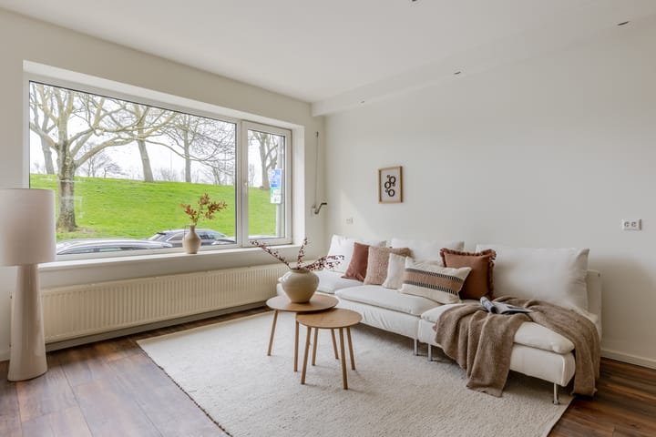 Photo 4 of Schiedamseweg Beneden 547-A