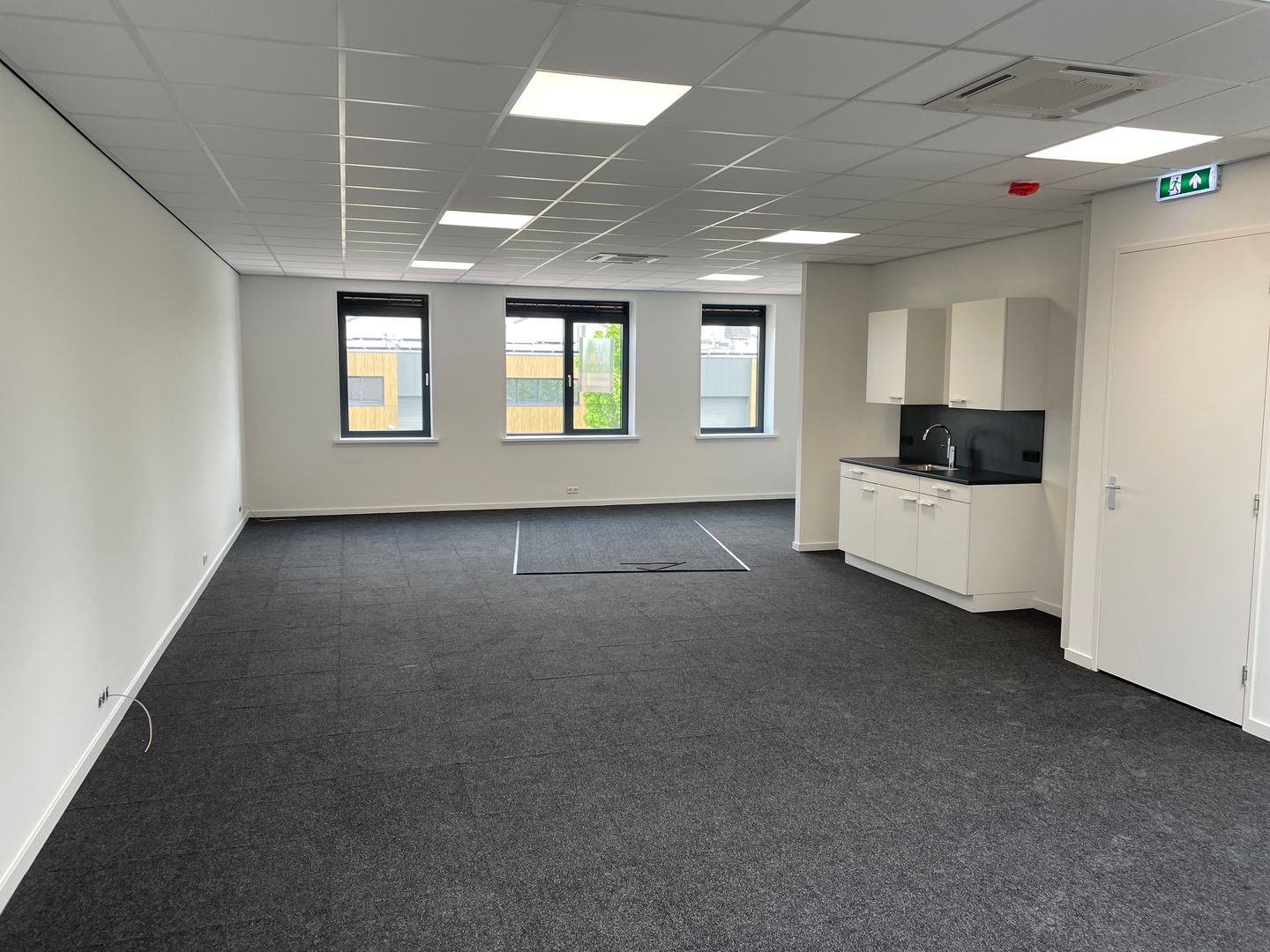 View photo 5 of Staringlaan 14-A