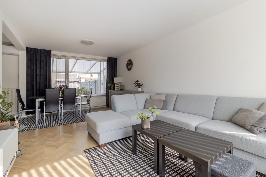 Photo 16 of Burg. Schrijenstraat 26