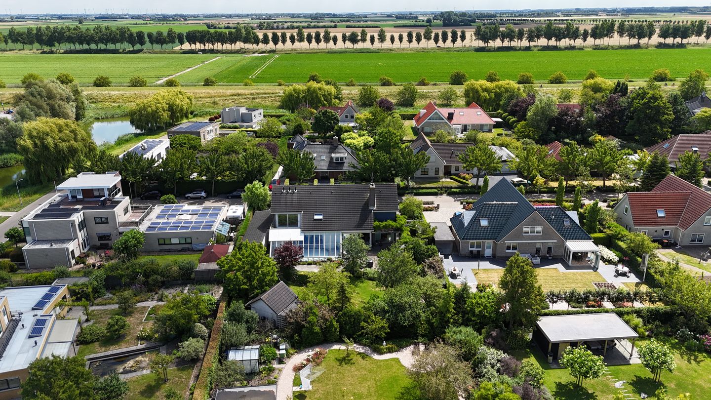 Foto 74 van Charlotte de Bourbonlaan 9