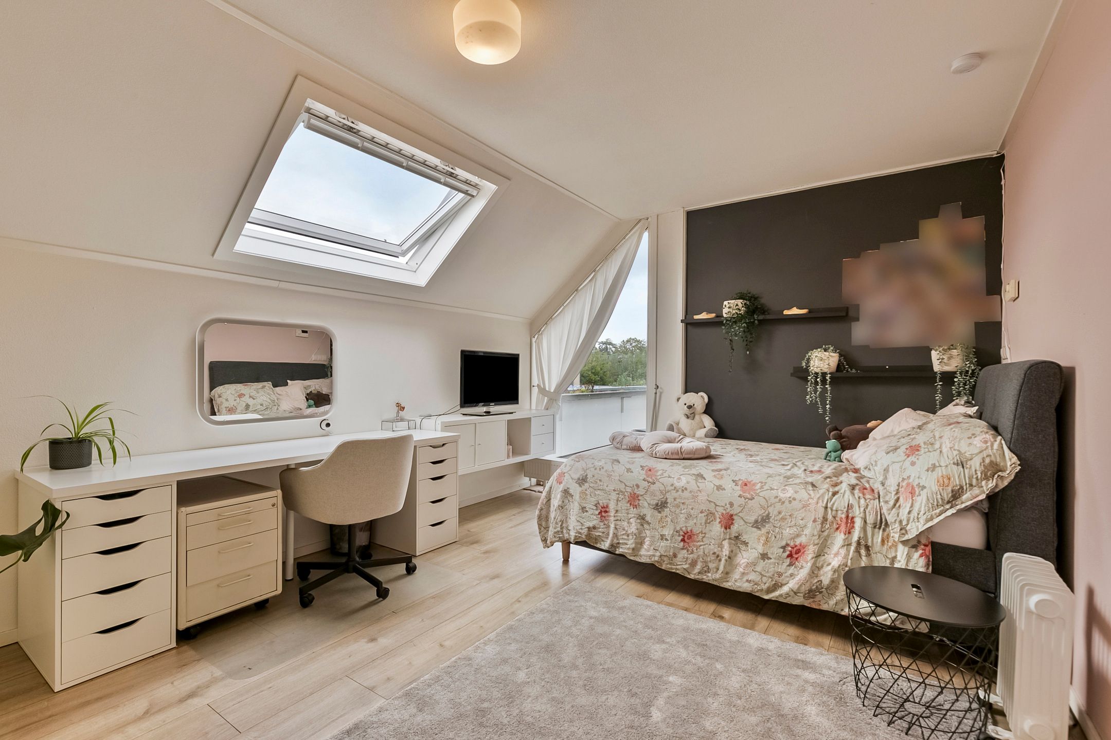 Foto 42 van Charlotte de Bourbonlaan 9