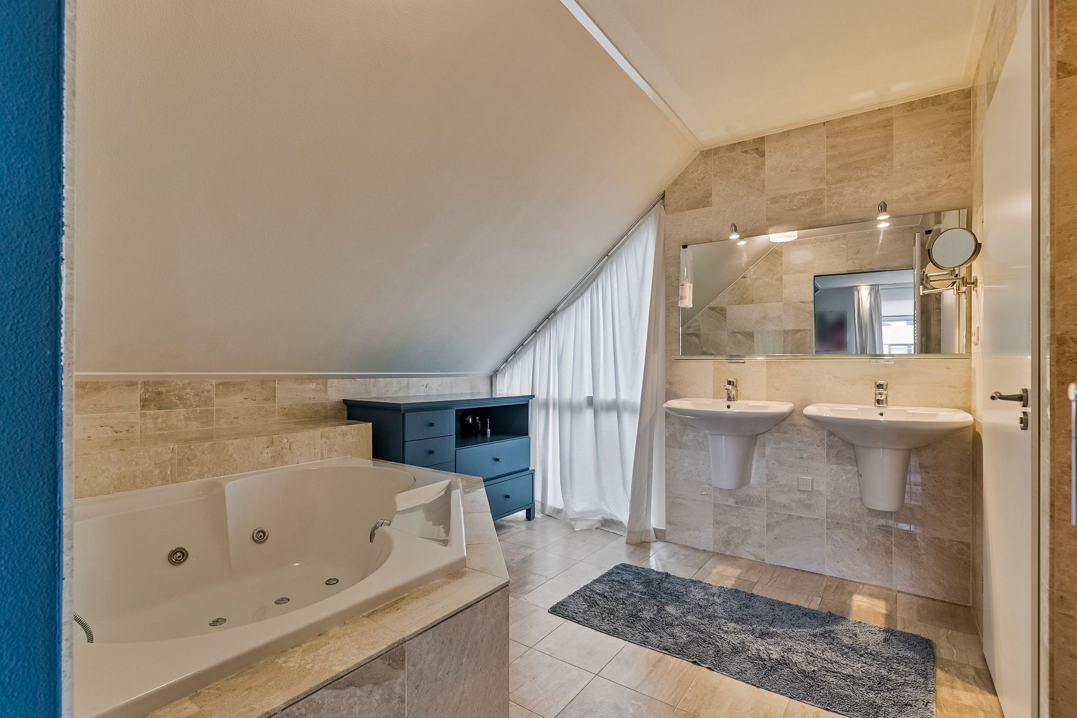 Foto 39 van Charlotte de Bourbonlaan 9