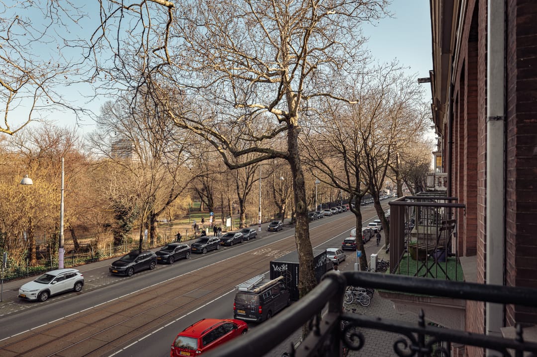 Stylish Upper Apartment with Spacious Rooftop Terrace at Sarphatipark — 35