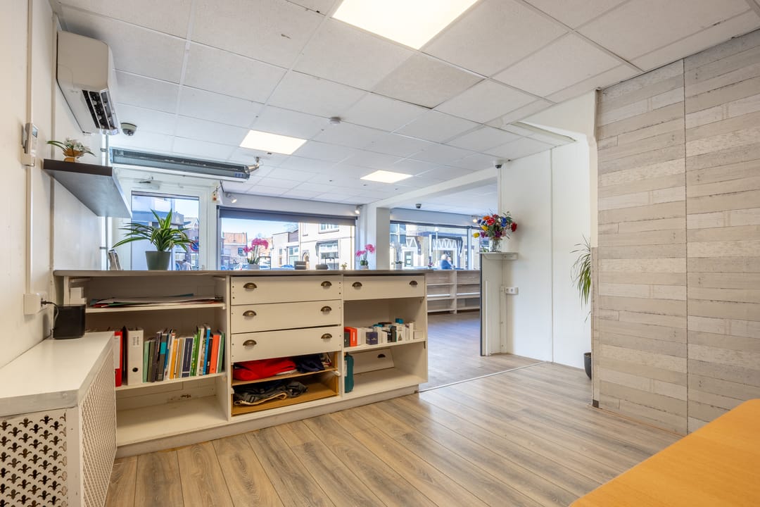 Mixed-Use Investment Property in Santpoort-Noord Center — 46