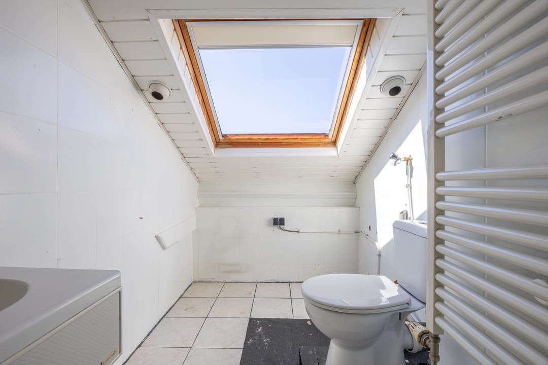 Mixed-Use Investment Property in Santpoort-Noord Center — 40