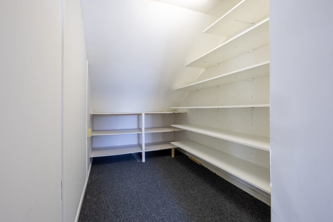Mixed-Use Investment Property in Santpoort-Noord Center — 36