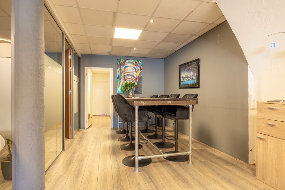 Mixed-Use Investment Property in Santpoort-Noord Center — 51