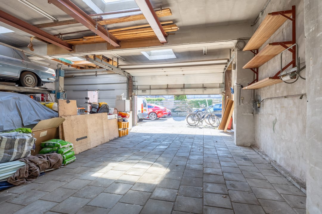 Mixed-Use Investment Property in Santpoort-Noord Center — 64