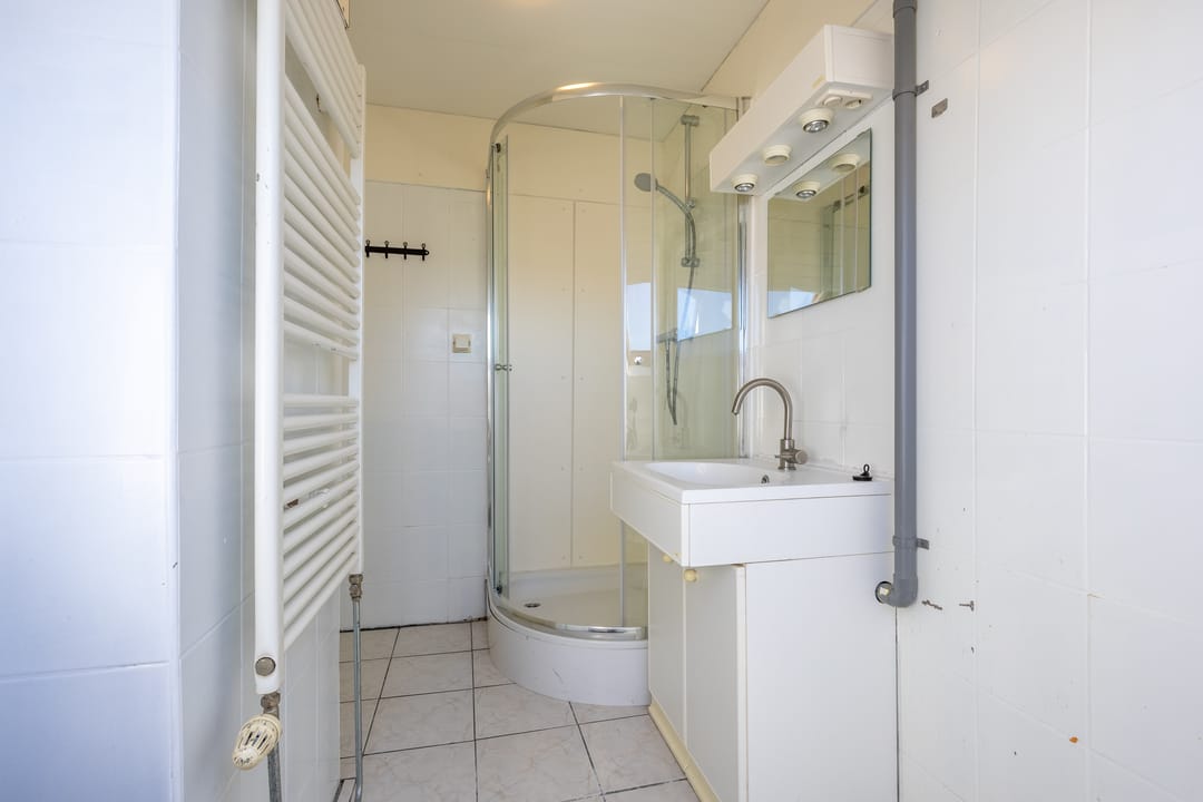 Mixed-Use Investment Property in Santpoort-Noord Center — 41