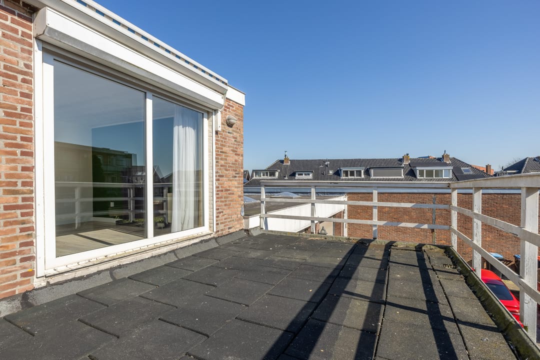 Mixed-Use Investment Property in Santpoort-Noord Center — 13