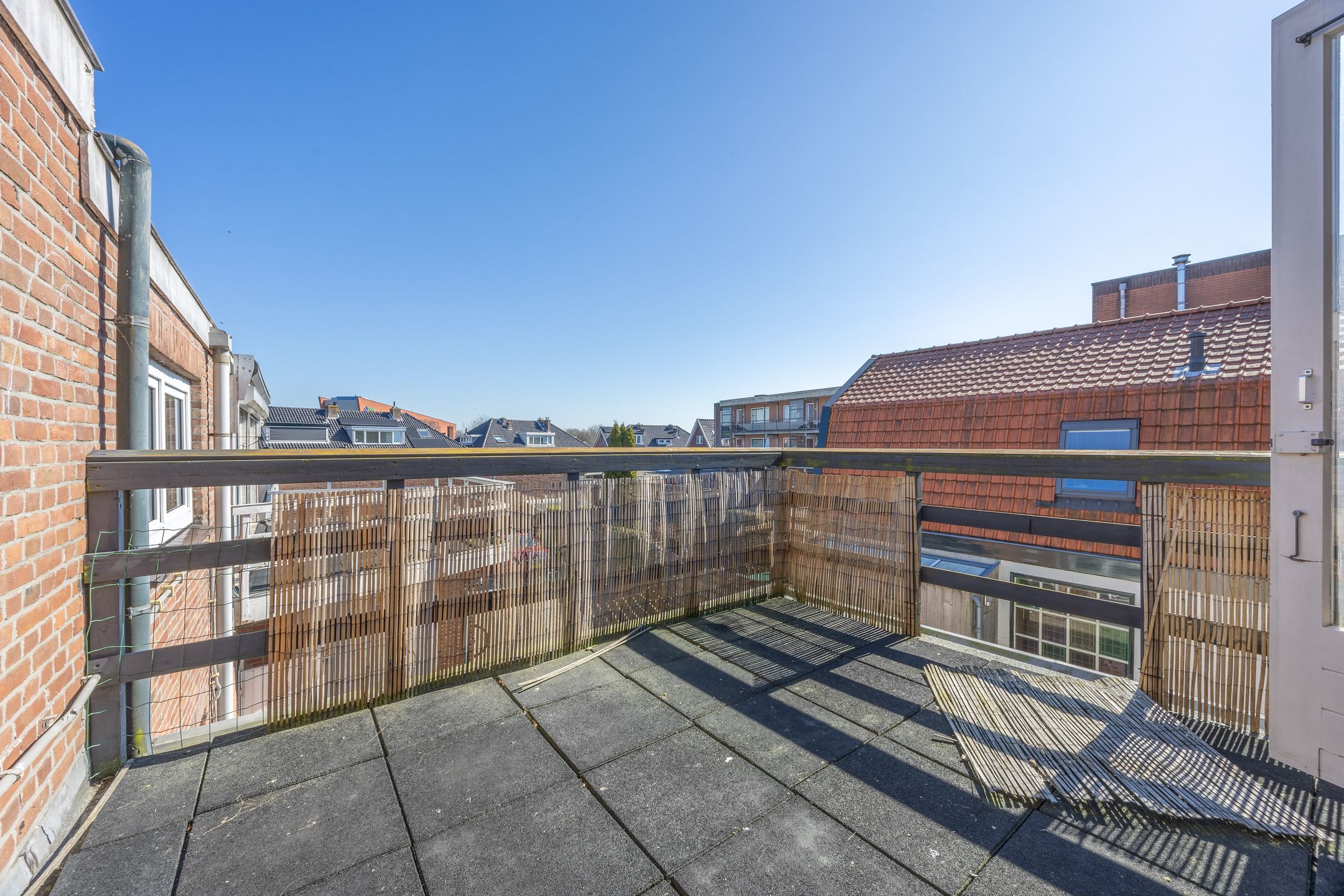 Mixed-Use Investment Property in Santpoort-Noord Center — 83