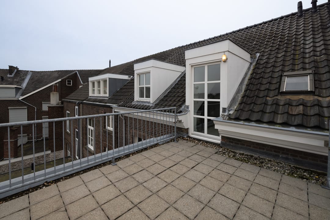 Foto 2 van Willem II Singel 72-C