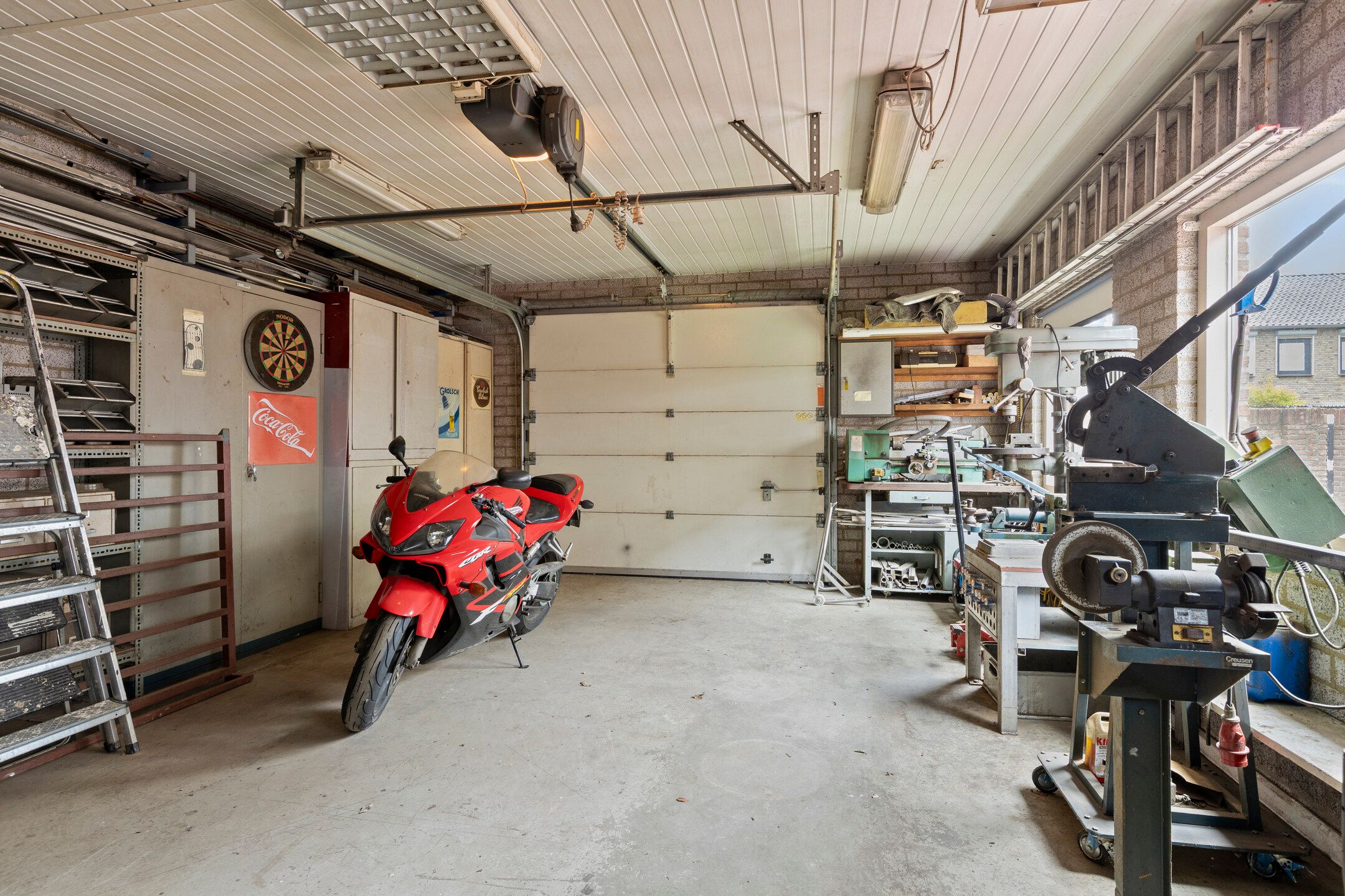 Photo 21 of Tulpstraat 1