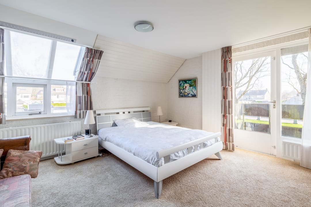Stylish Semi-Detached Home with Park Views in Drachten Center — 24