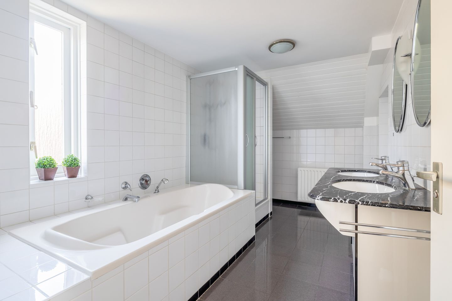 Stylish Semi-Detached Home with Park Views in Drachten Center — 27