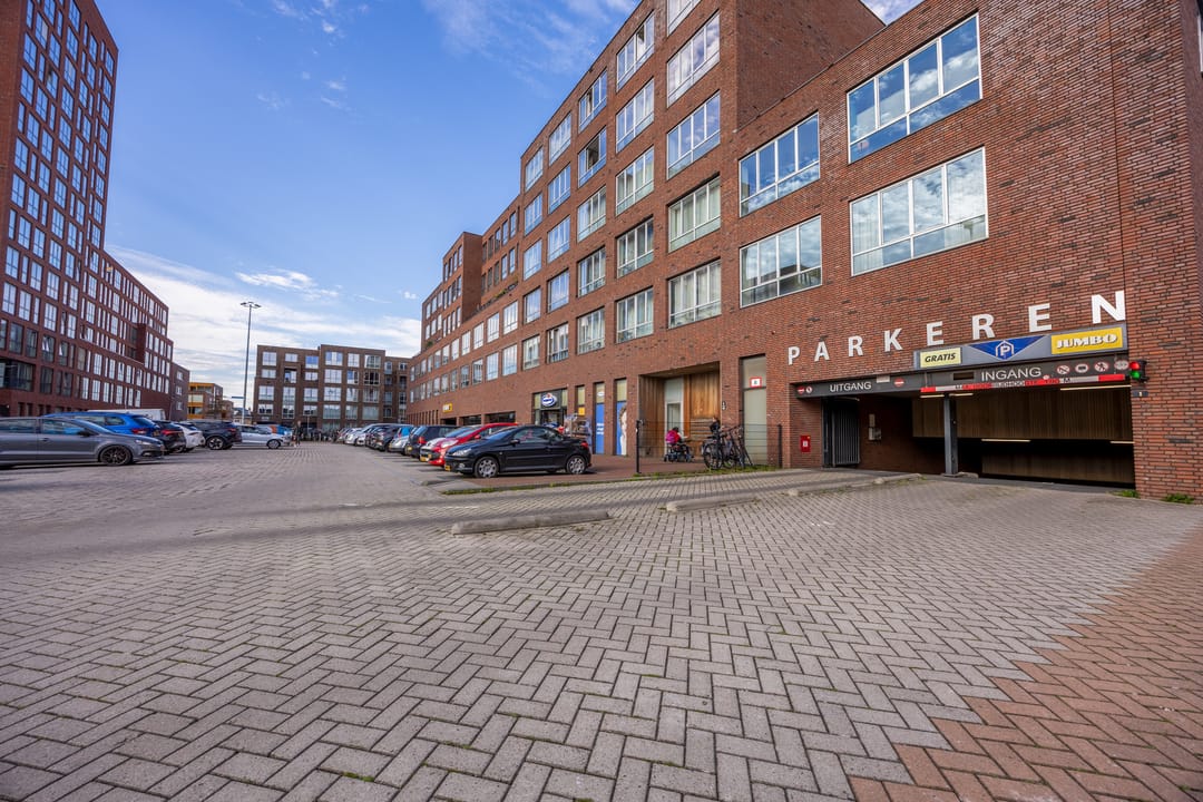 Modern apartment with spacious roof terrace in Nijmegen Oud-West — 29