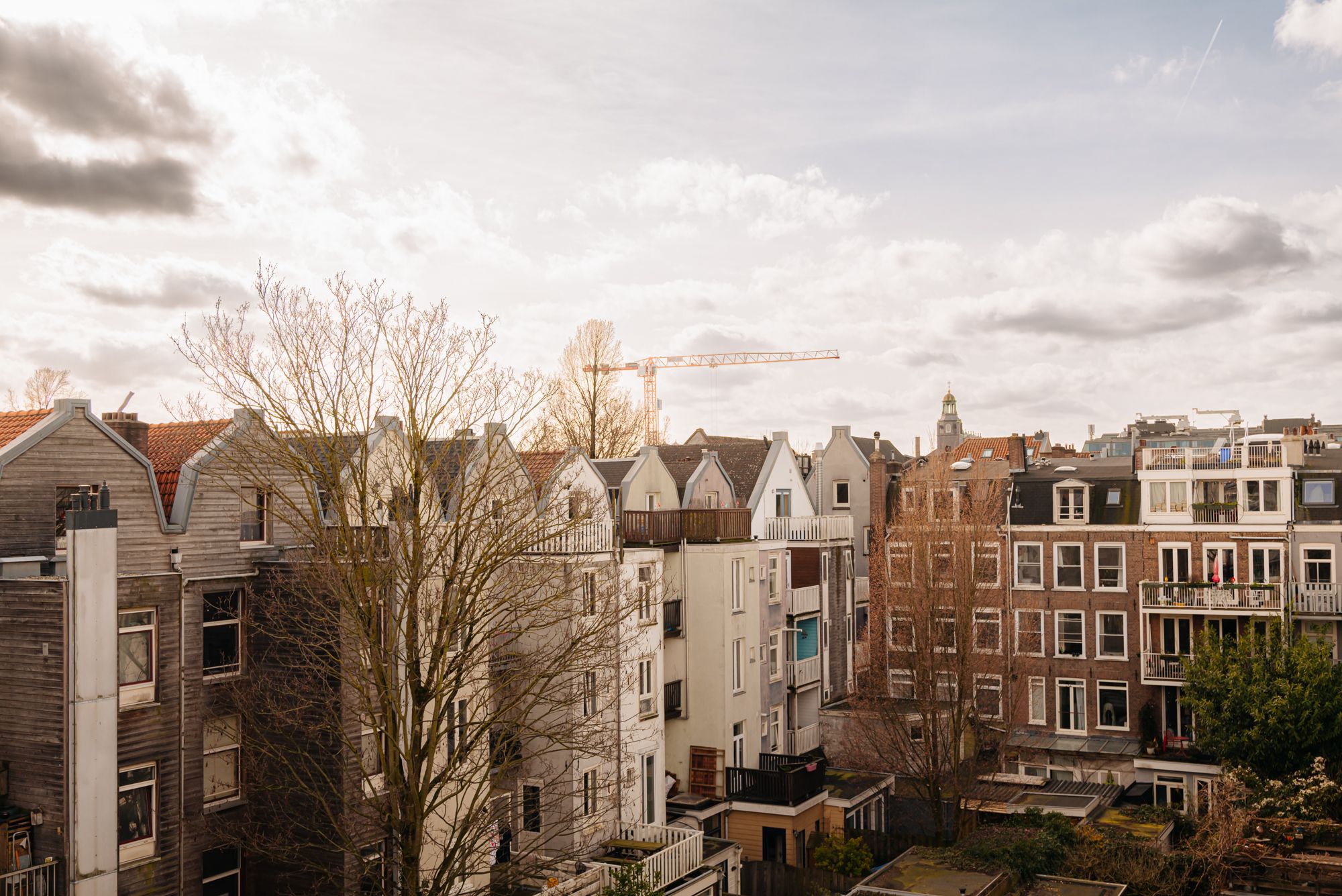 Light Penthouse Apartment with South-Facing Rooftop Terrace in De Pijp — 21