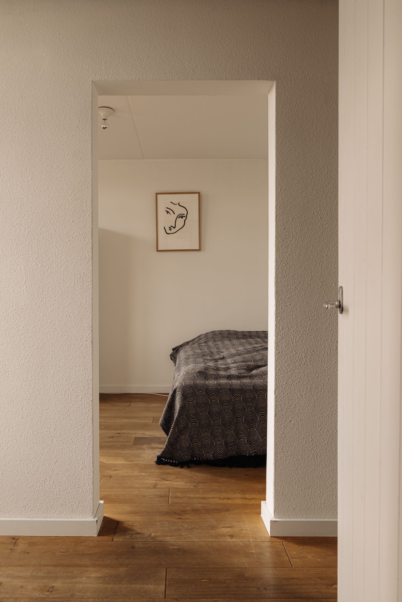 Light Penthouse Apartment with South-Facing Rooftop Terrace in De Pijp — 18
