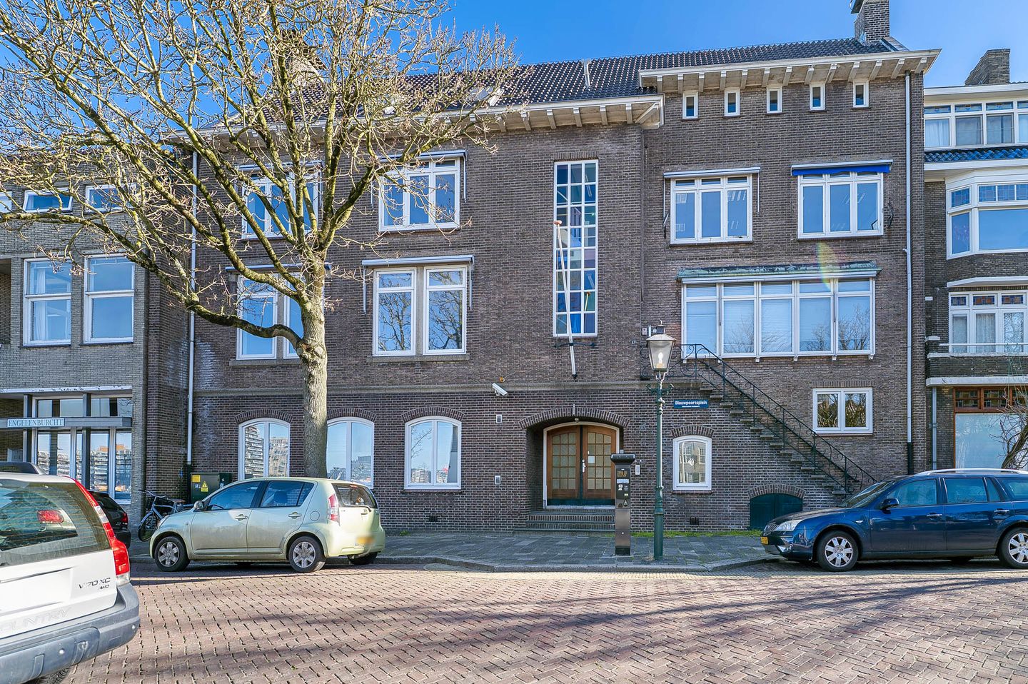 Bekijk foto 1 van Blauwpoortsplein 4