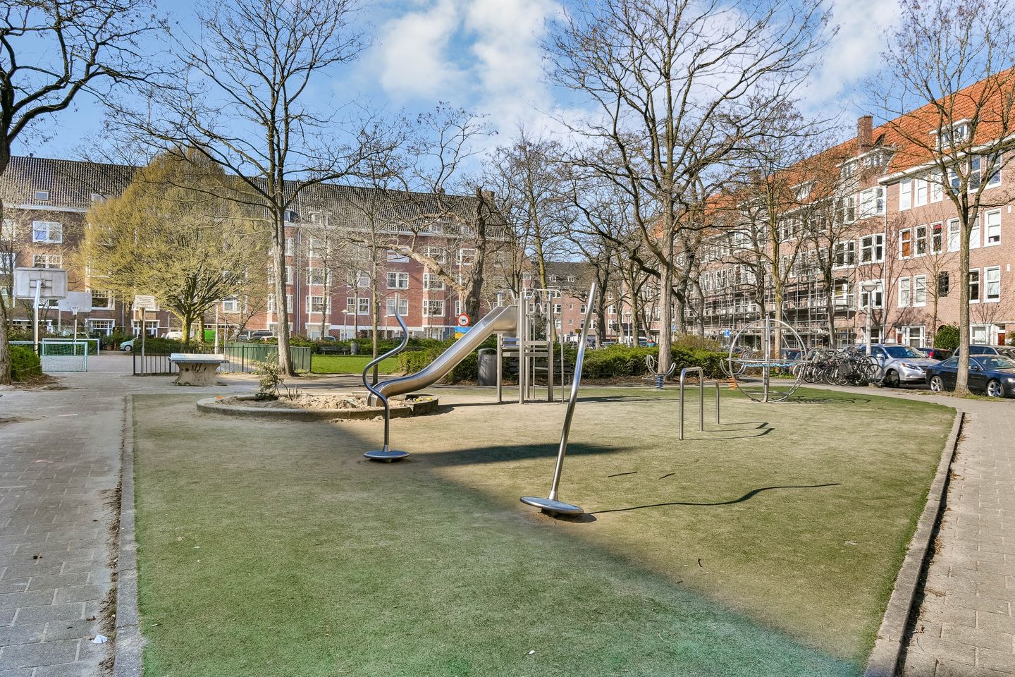 Foto 29 van Roerstraat 85-3