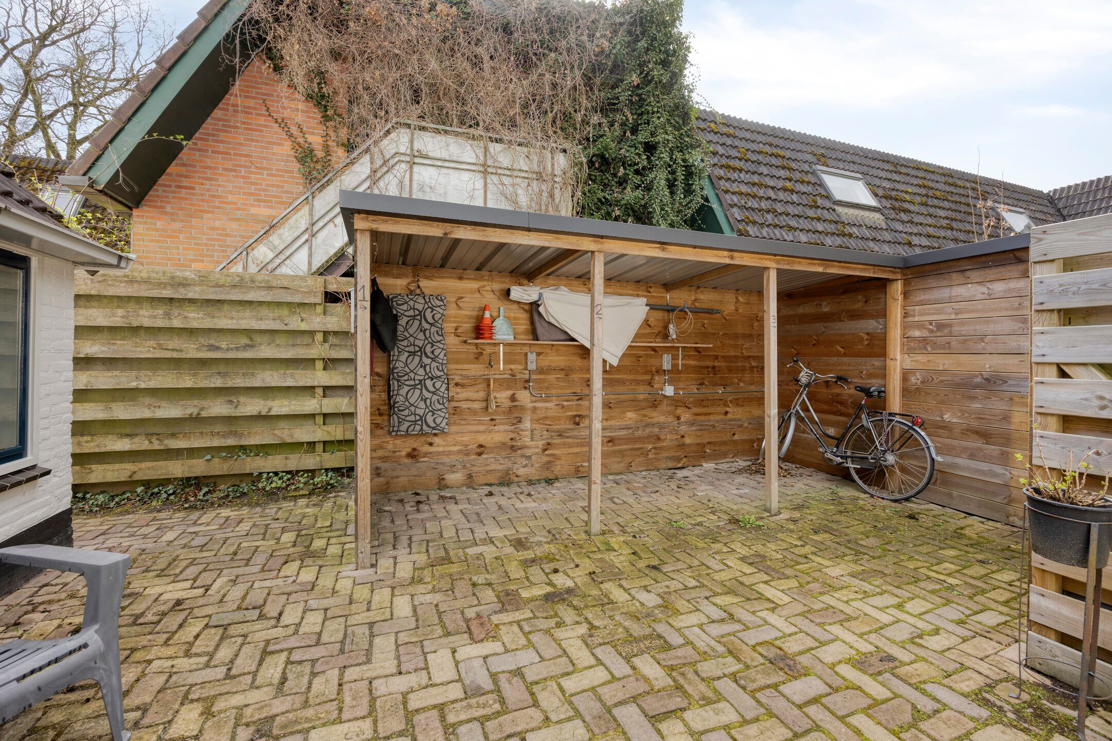 Photo 57 of Wester Es 11