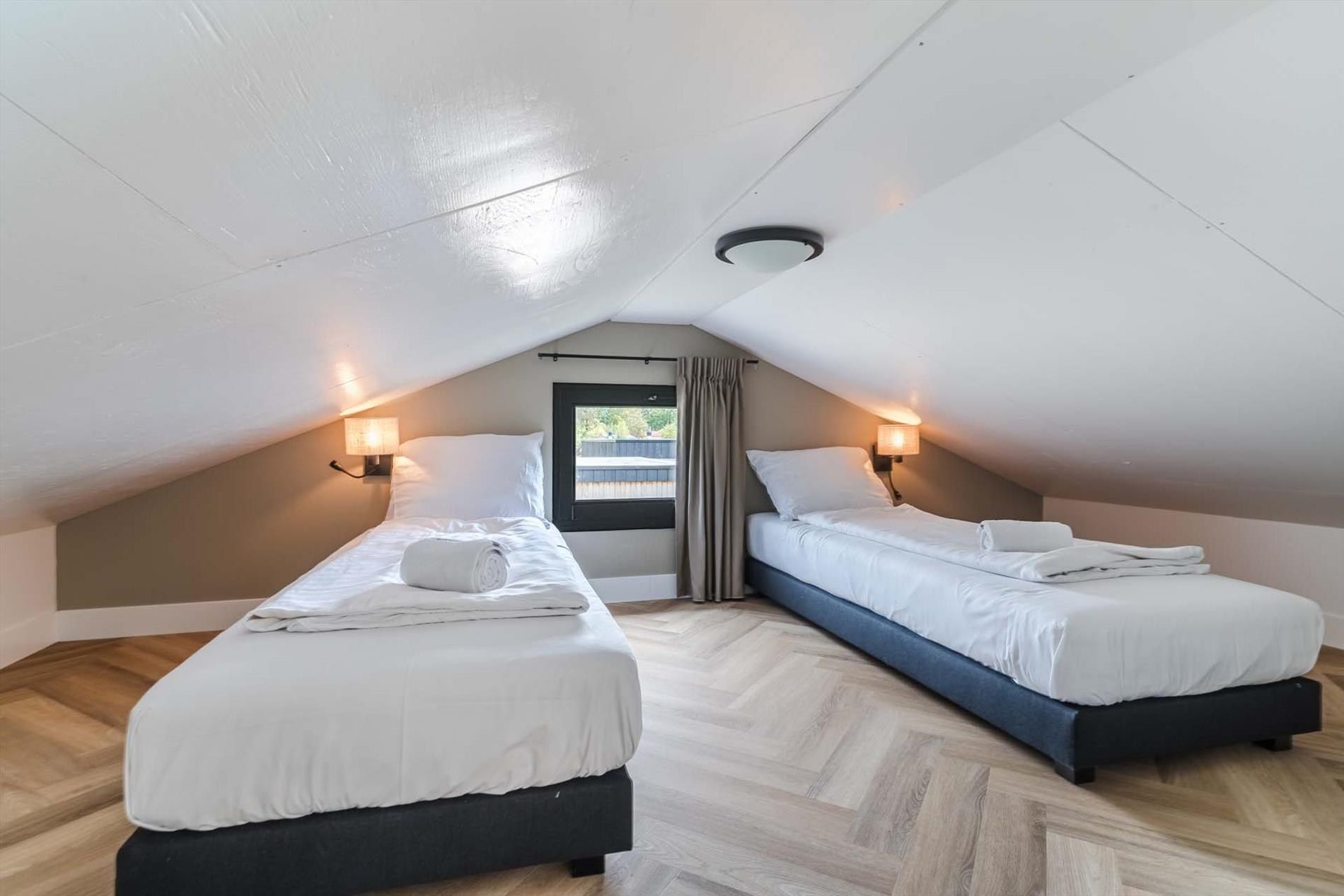 Foto 12 van Oirschotsebaan 6-REE