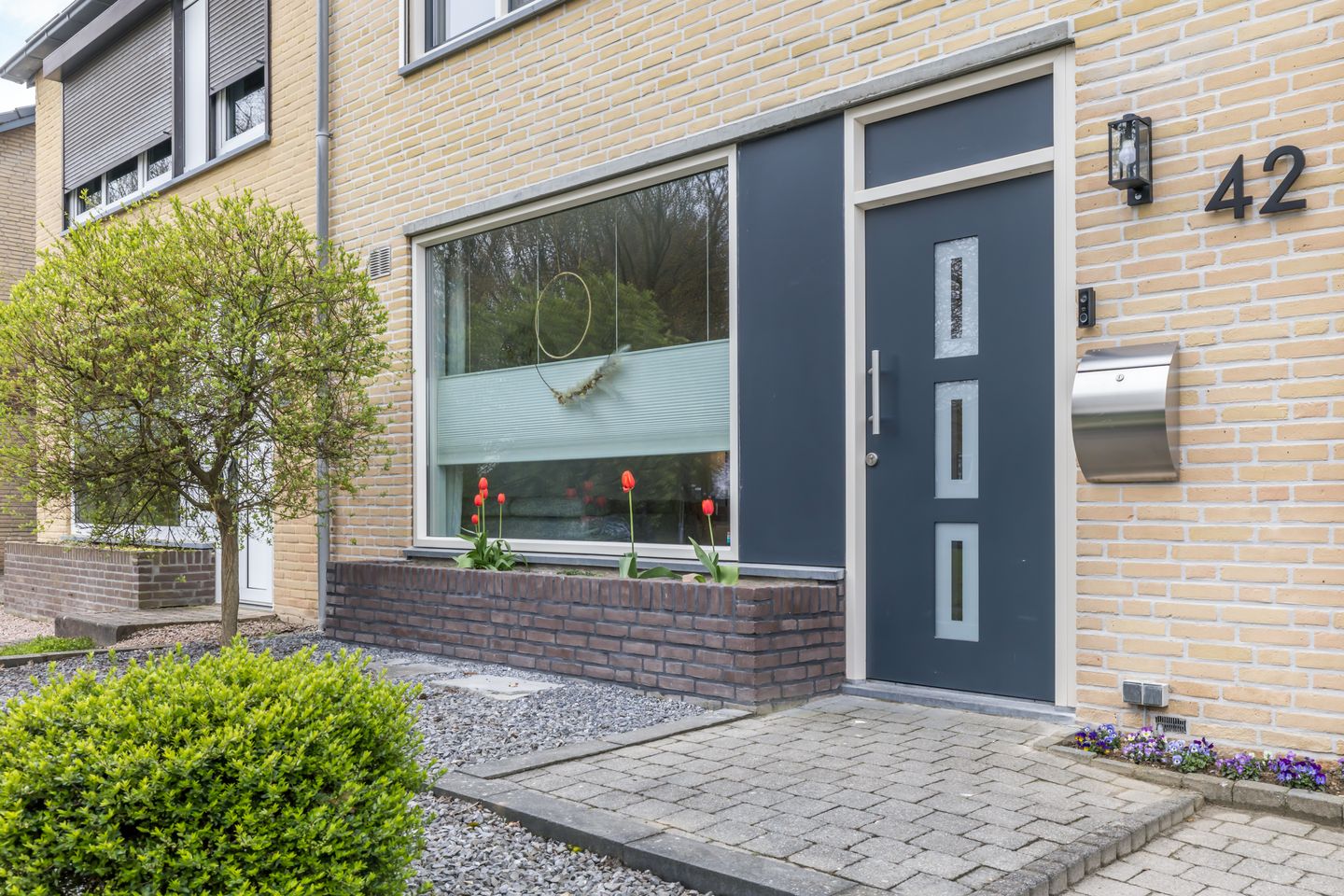 Foto 40 van Burg. Kengenstraat 42