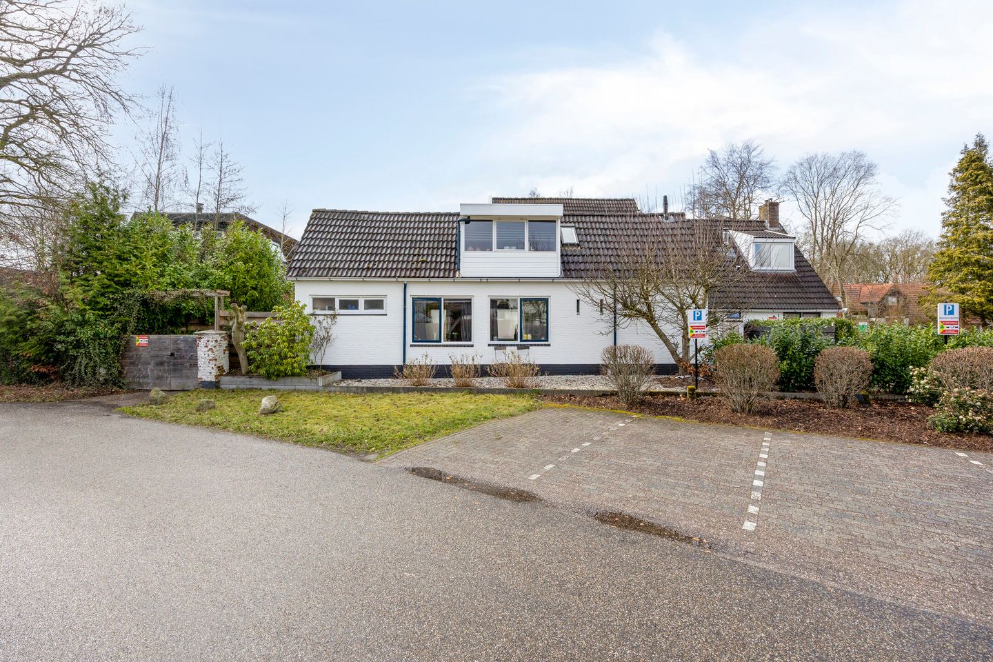 Photo 64 of Wester Es 11