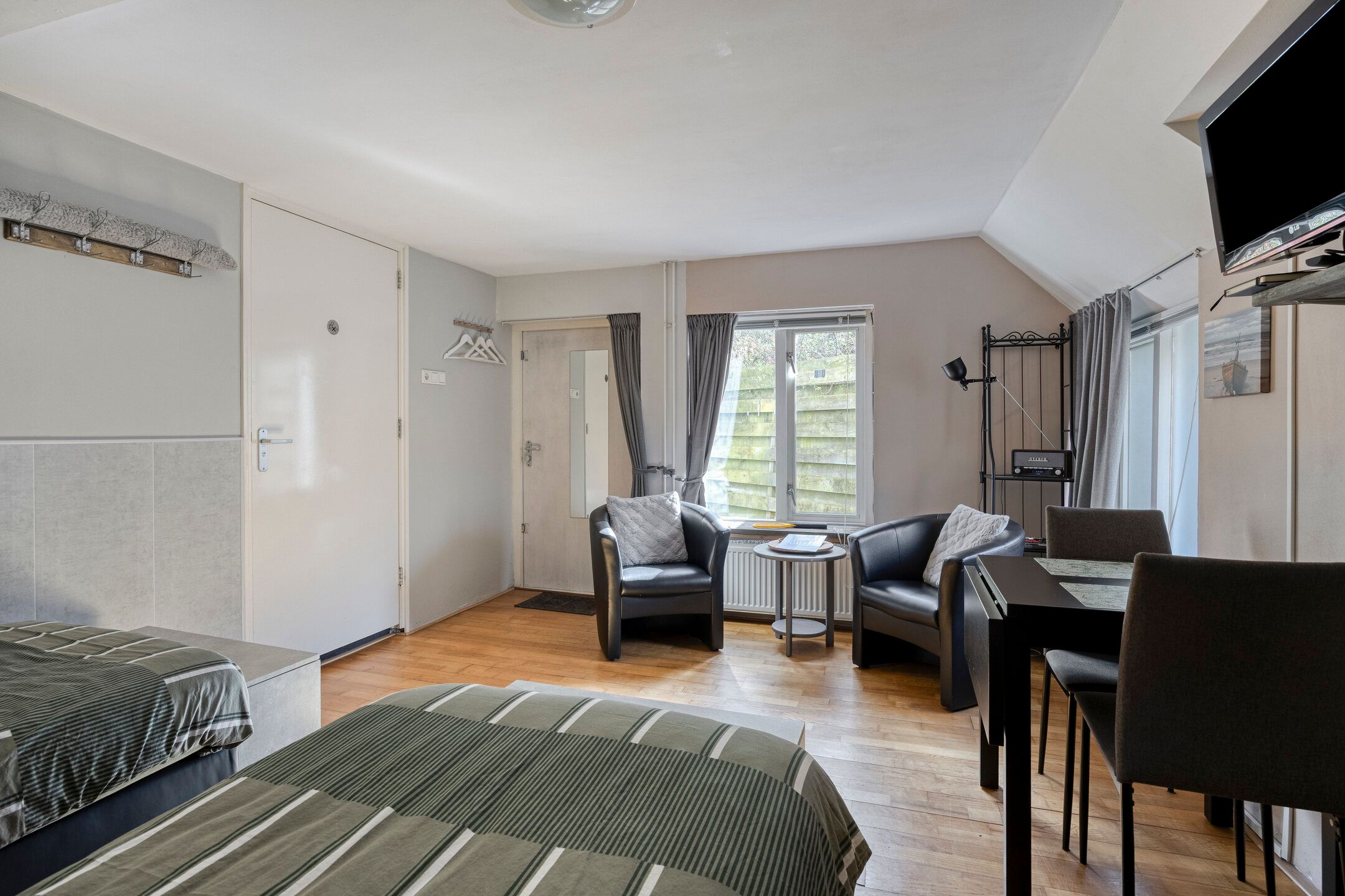 Photo 51 of Wester Es 11